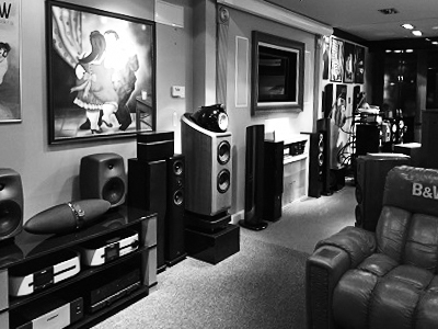 acoustic word, мир акустики, домашний кинотеатр, кино, кинотеатр, фильм, звук, колонки, стойка, строительство, экран, диван, индивидуальный, семейный кинотеатр, попкорн, отдых, заказ мебели, инсталляция, обучение, LP проигрыватели, система умный дом, кабель на заказ, мебель на заказ, Трейд-Ин, рабочий процесс