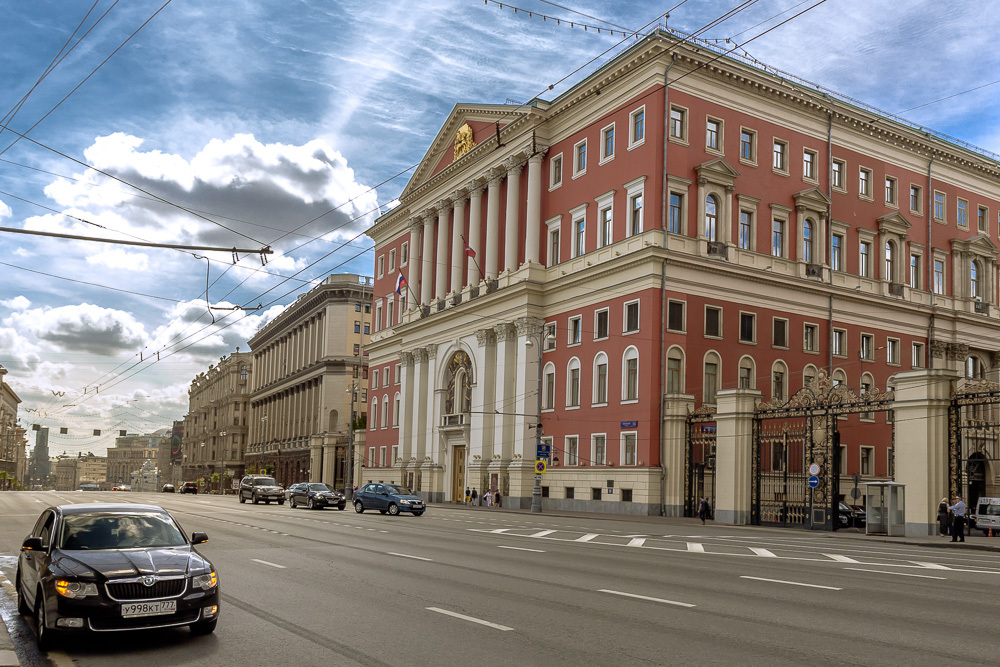 Правительство москвы тверская ул 13 фото