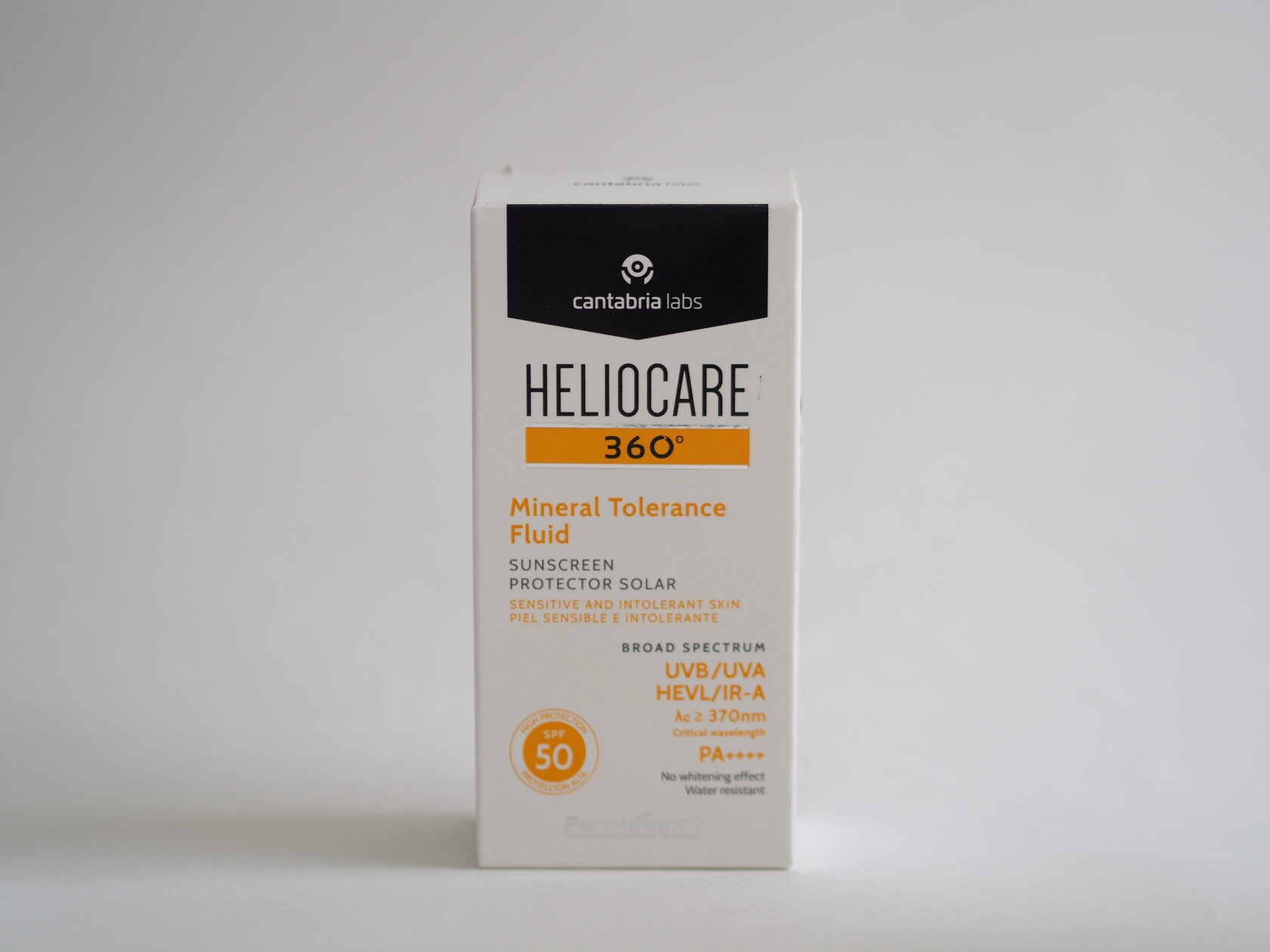 СПФ 50 флюид. СПФ 50 для чувствительной кожи. Heliocare age Active Fluid spf50 50ml- солнцезащитный антивозрастной флюид , 50 мл. Clinique Mineral — солнцезащитный крем для лица SPF 50..