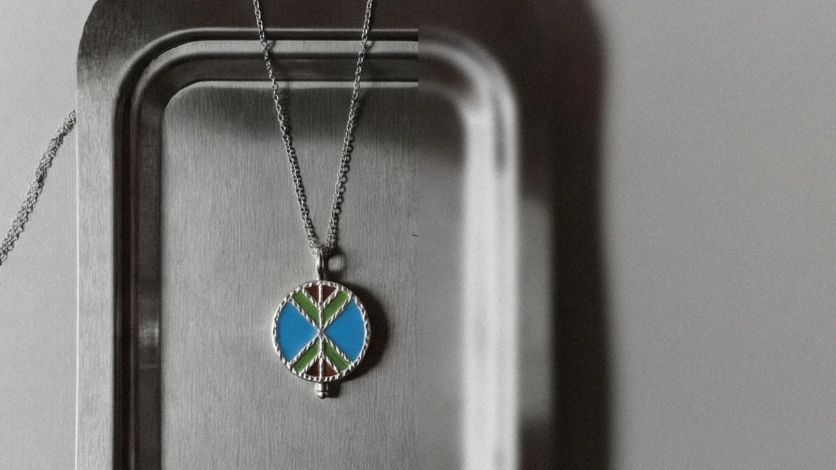 Намек близкому