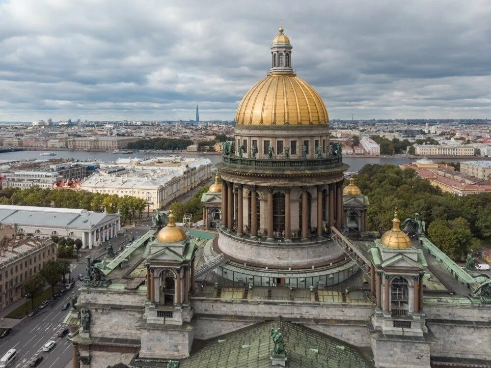 Вид сверху на купол	