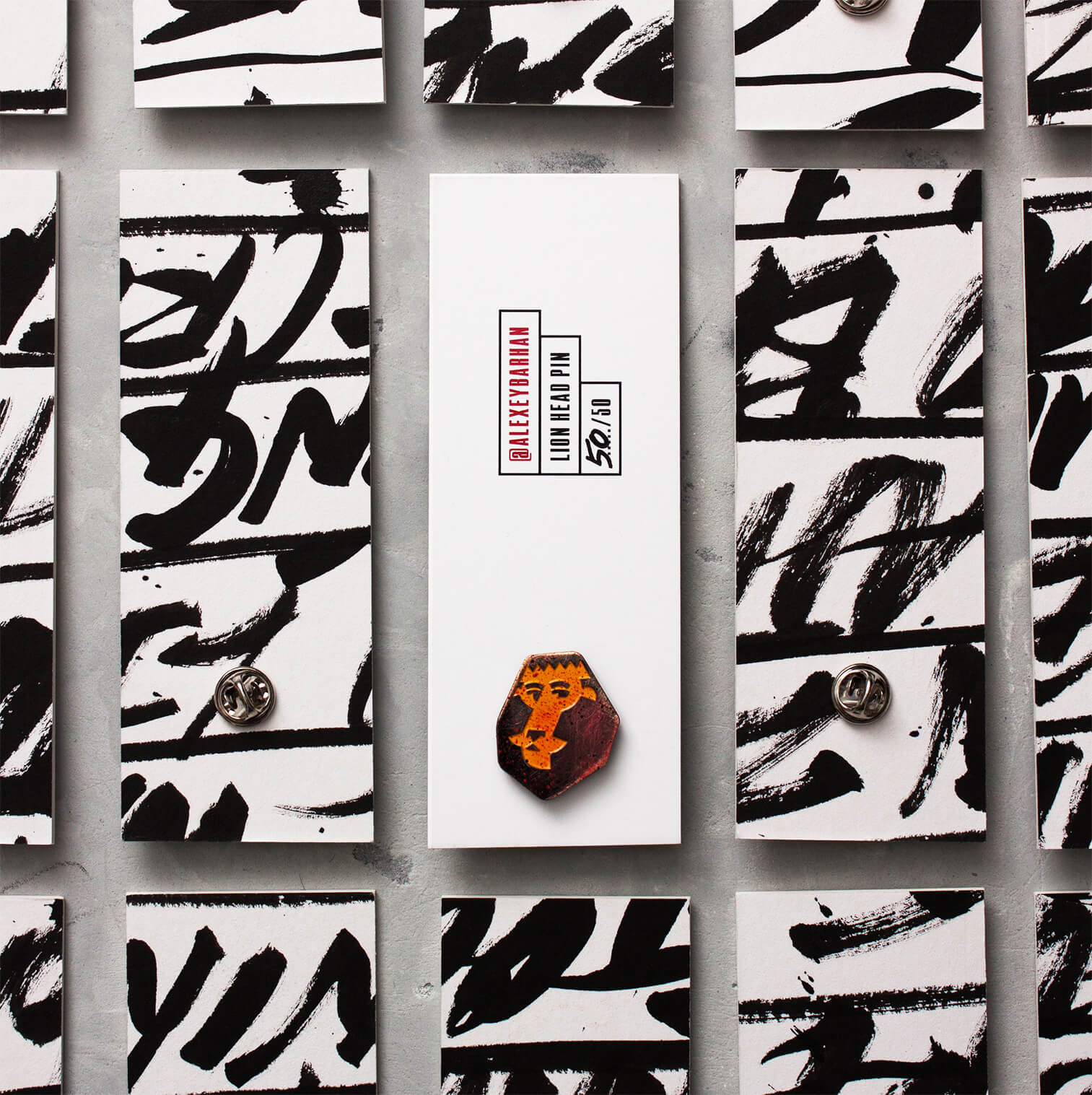 Стикерпаки, значки, нашивки, кулон и прочий мерч со львом. Автор Алексей Бархан.