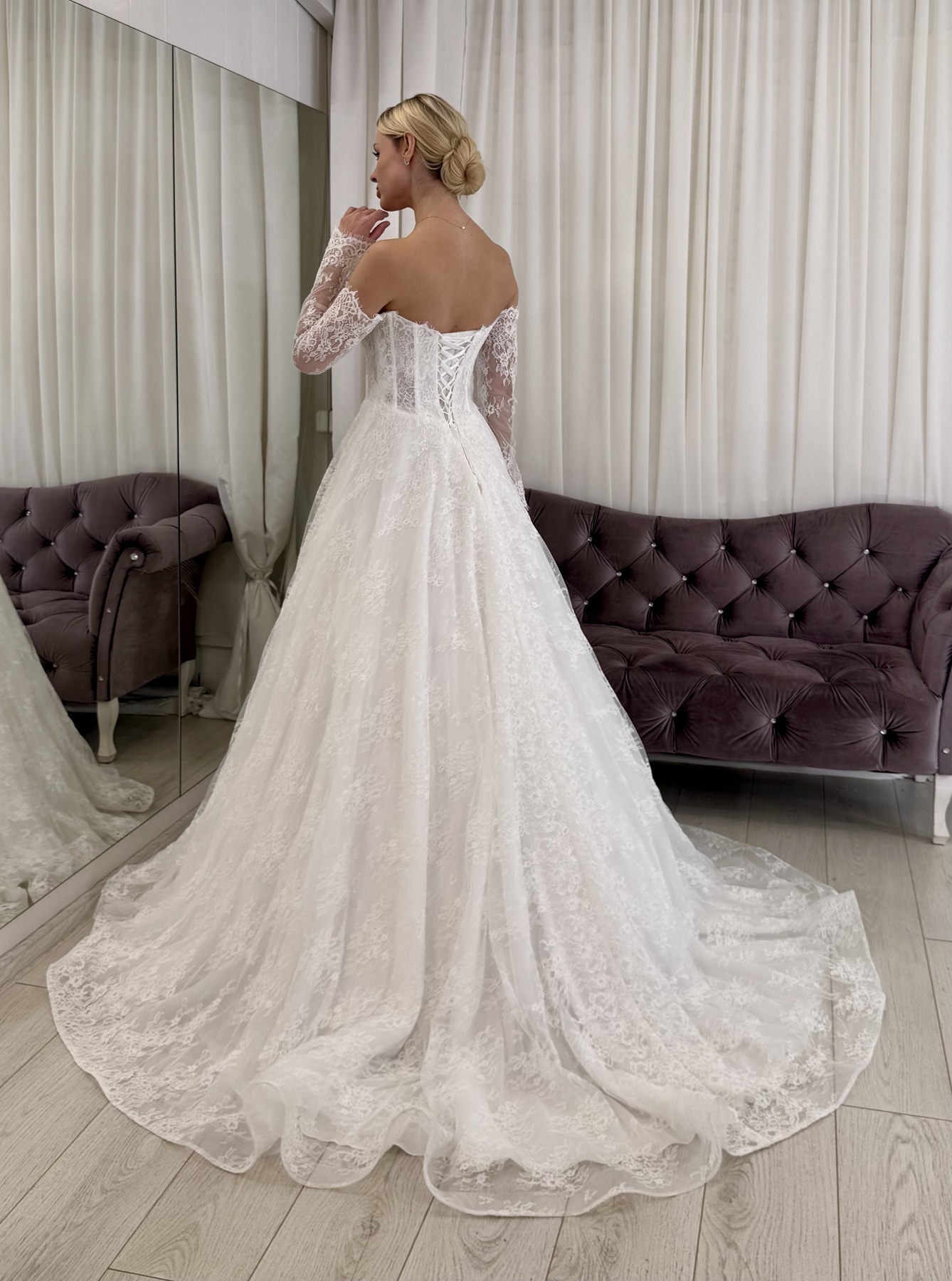Свадебное платье кружевное со шлейфом Ростов-на-Дону