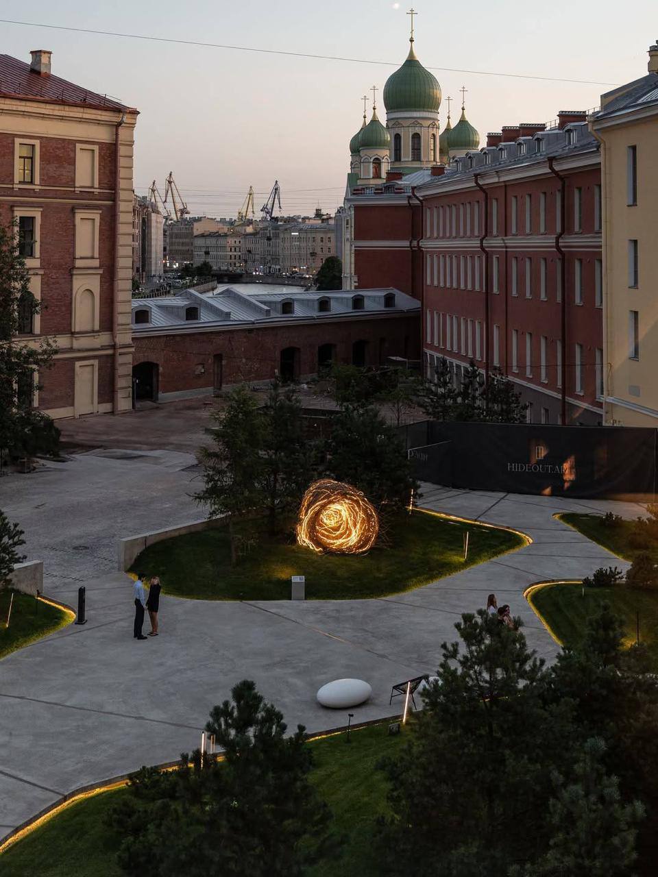 Скульптура NIDUM