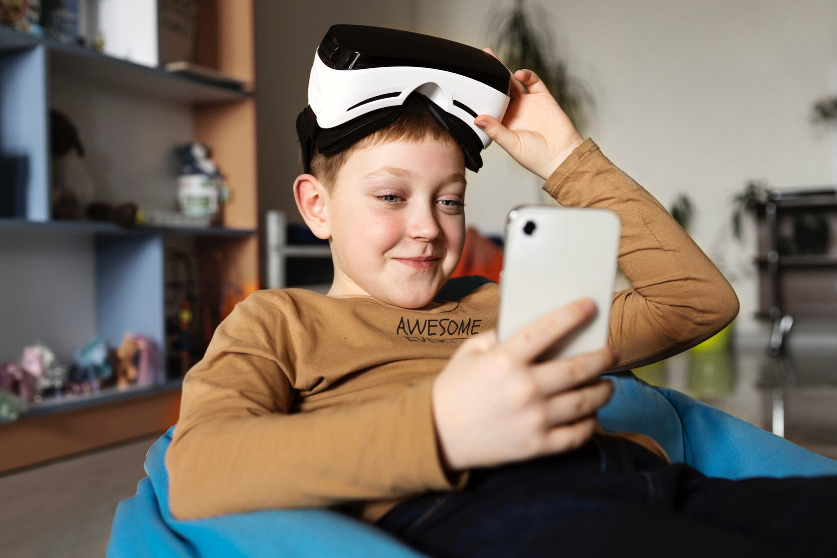 Решил попробовать мальчика. Мистер гаджет Севастополь. Мальчик JJ. Effects gadgets and children. Technology and gadgets for Kids games