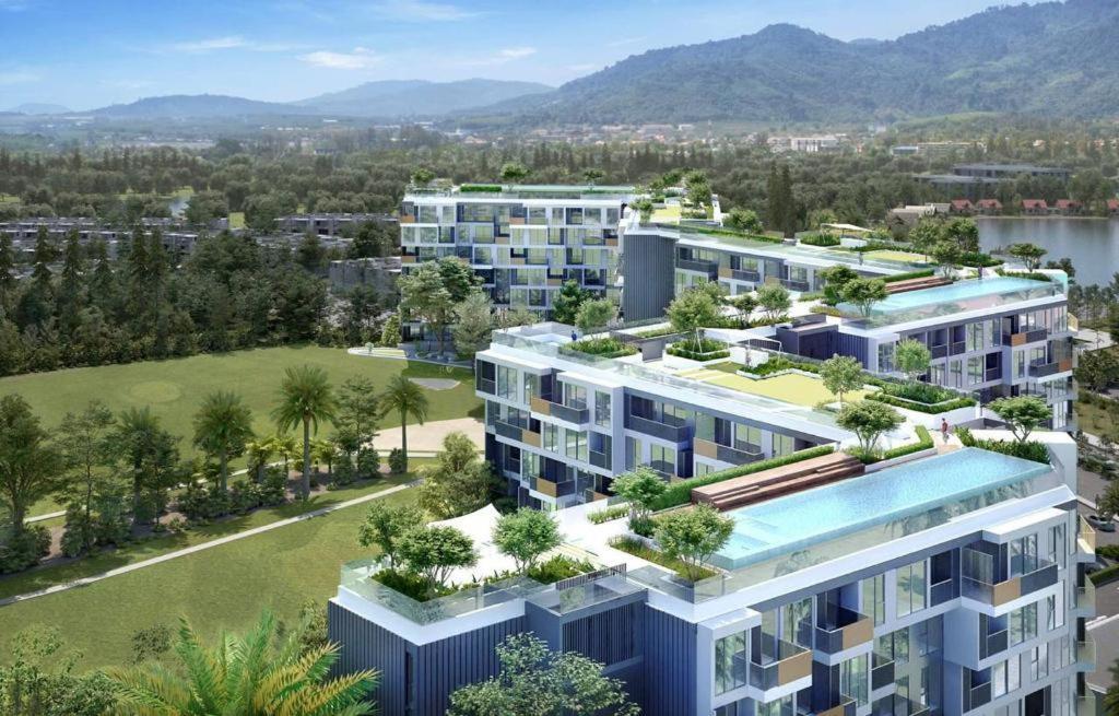 Sky Park Laguna — это современный жилой комплекс, расположенный в одном из самых престижных районов Пхукета, Банг Тао. Этот проект сочетает в себе удобное расположение, высокий уровень комфорта и доступные цены на аренду. Если вы планируете отпуск, долгос