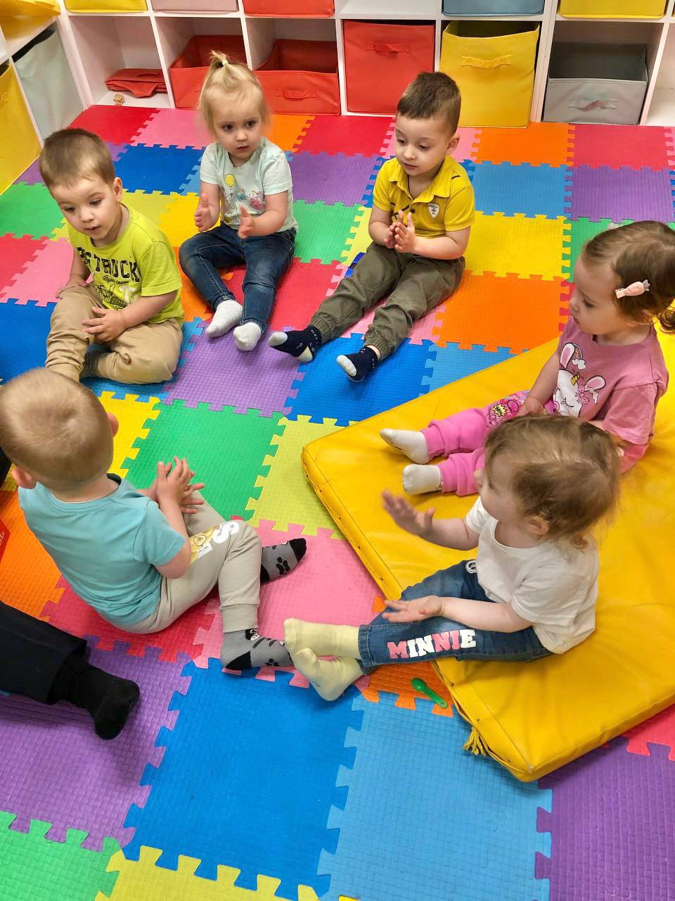 Адаптация к детскому саду: как родителям наладить общение и создать комфортную среду