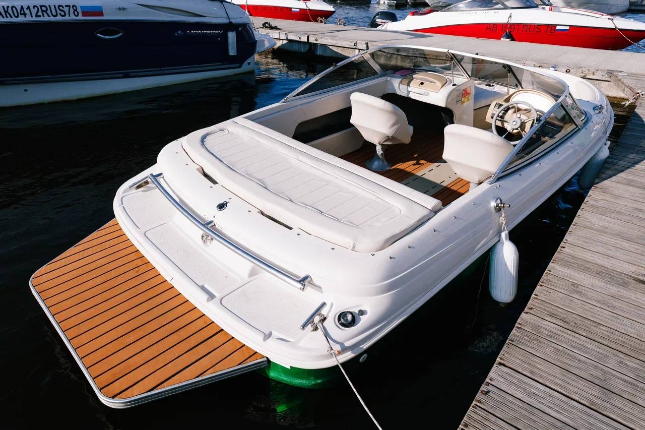 Катер Green - на воде