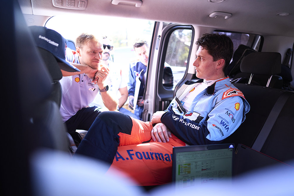 Гонщик Hyundai Motorsport Адриен Фурмо, ралли Парагвай 2025 / Фото: Hyundai Motorsport