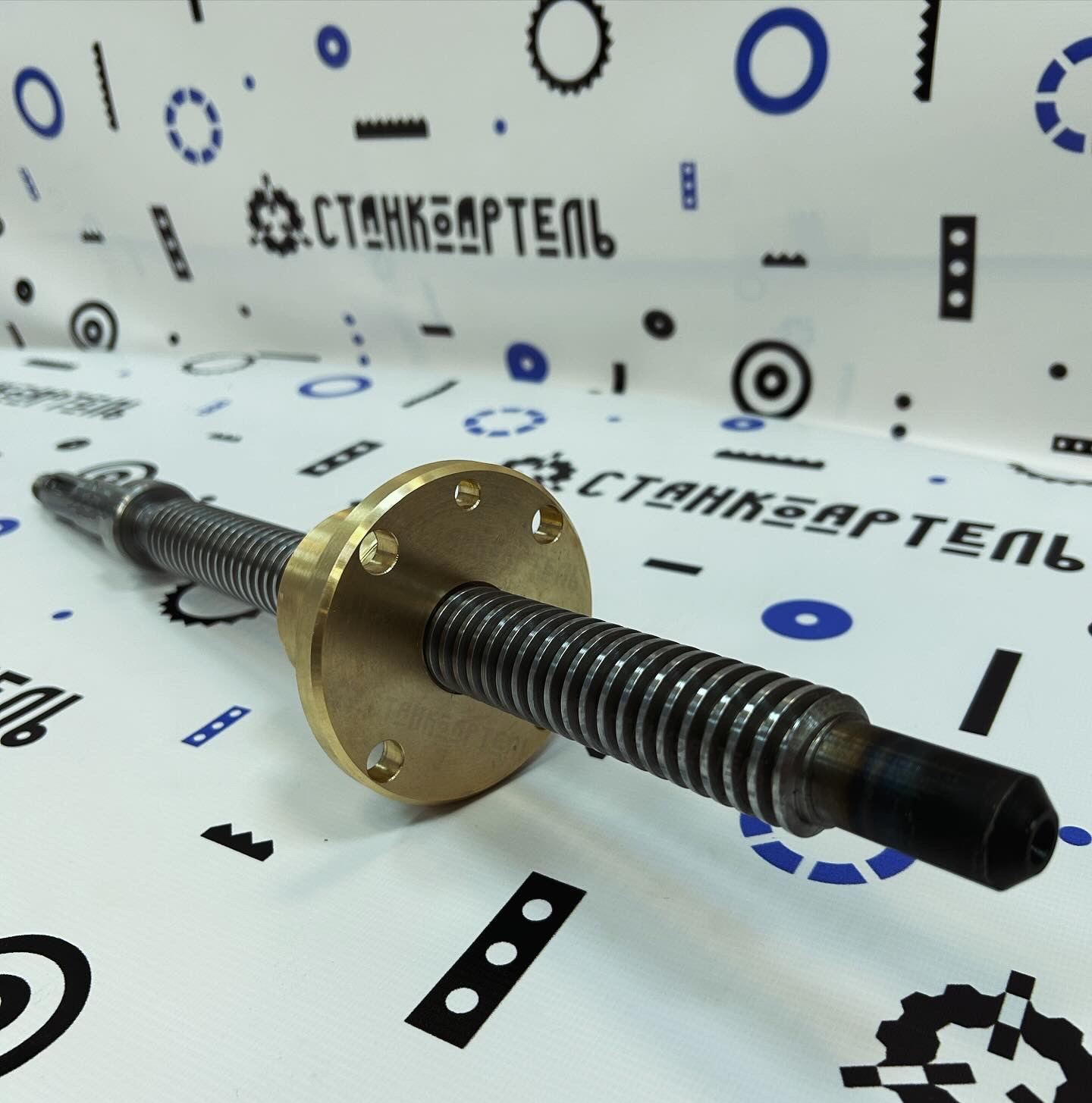 Винт-гайка перемещения пиноли 1М63