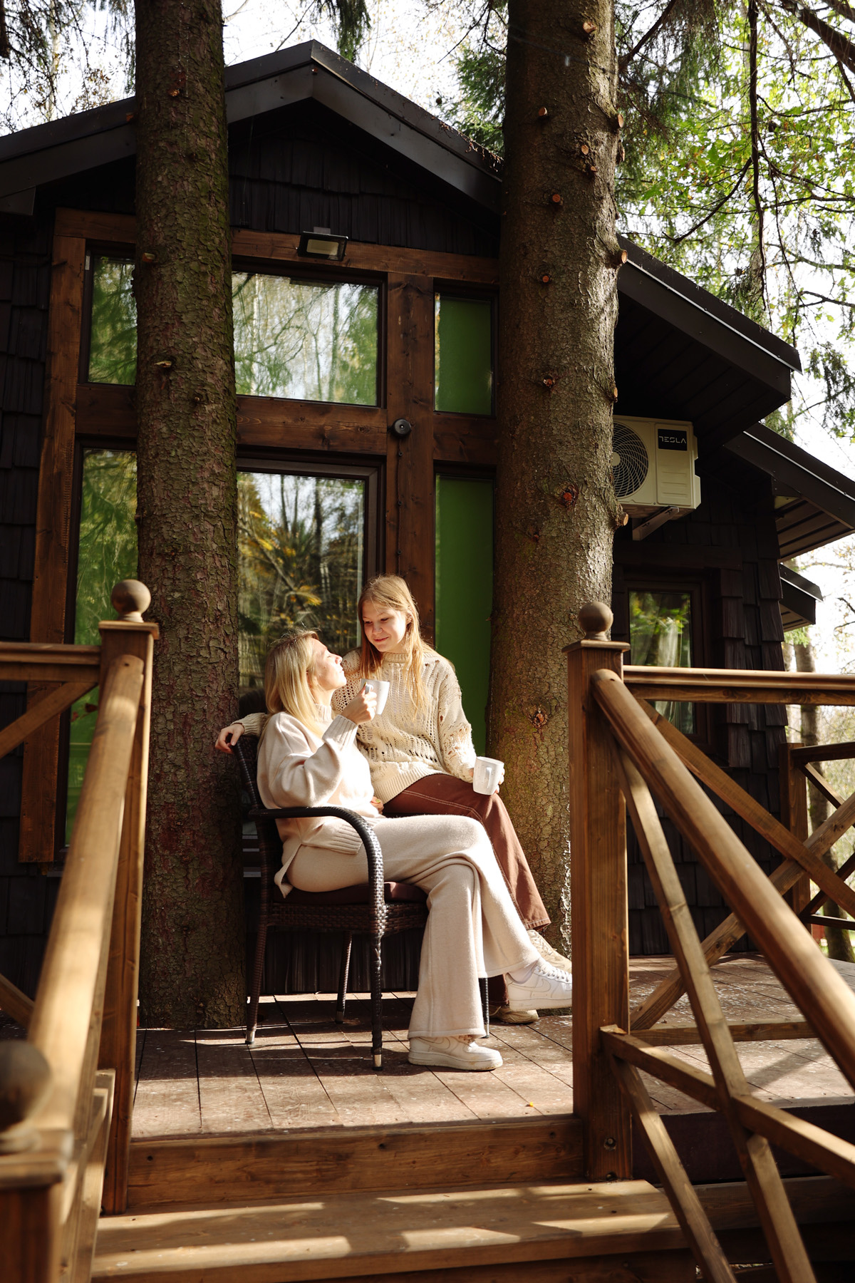 В кронах, глэмпинг