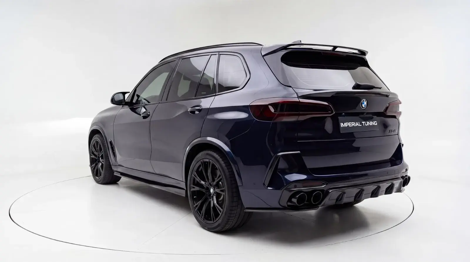BMW X5 G05 с обвесом Imperial Conrad II — вид сзади