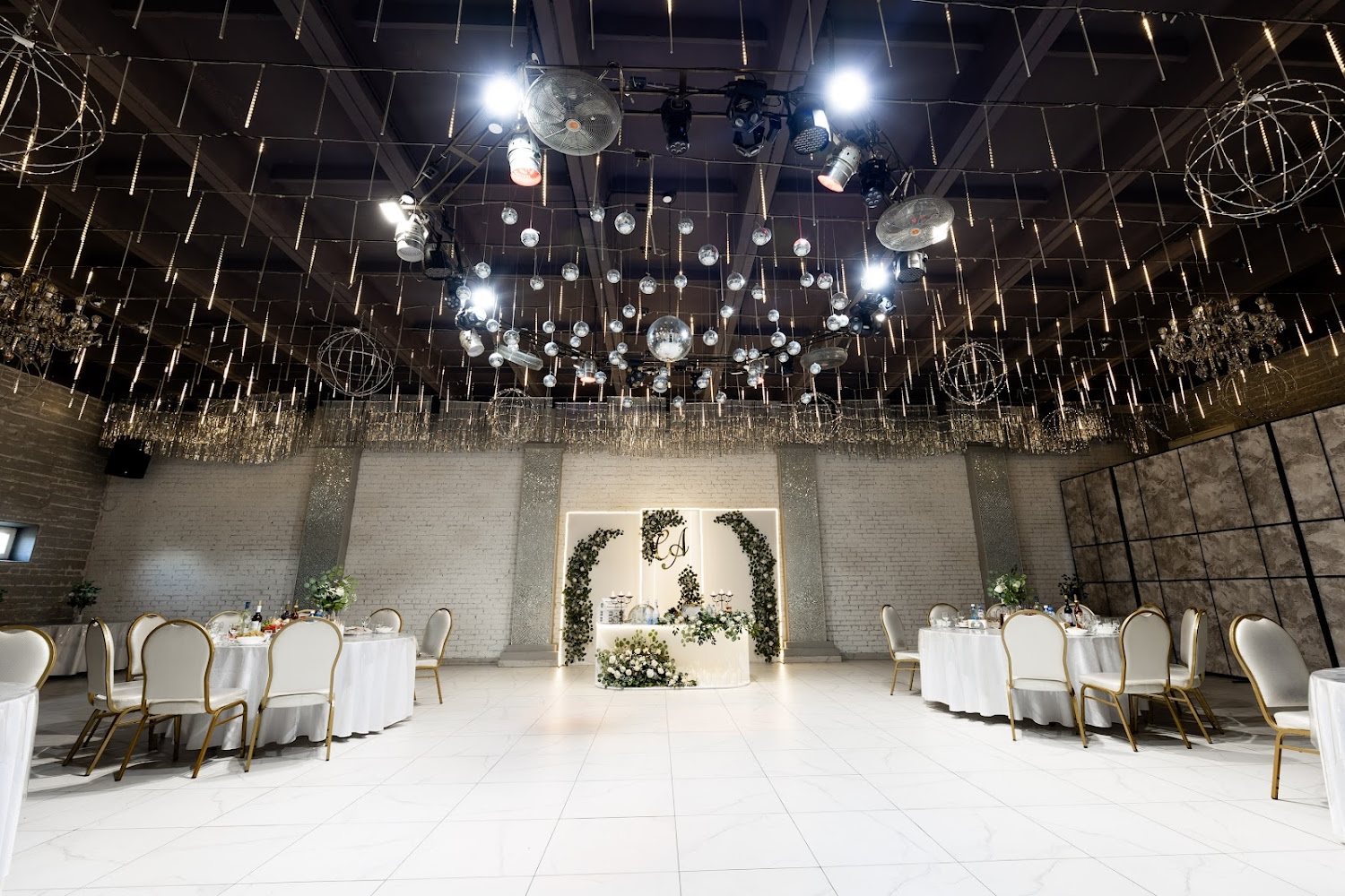 коттедж внутри