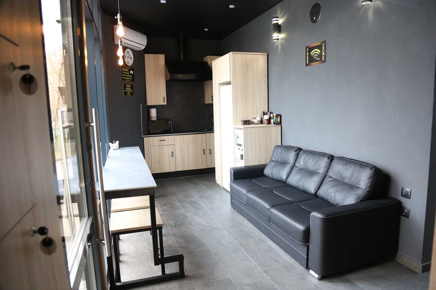 Обзор мини отеля Black | Мини гостиница в центре Тюмени