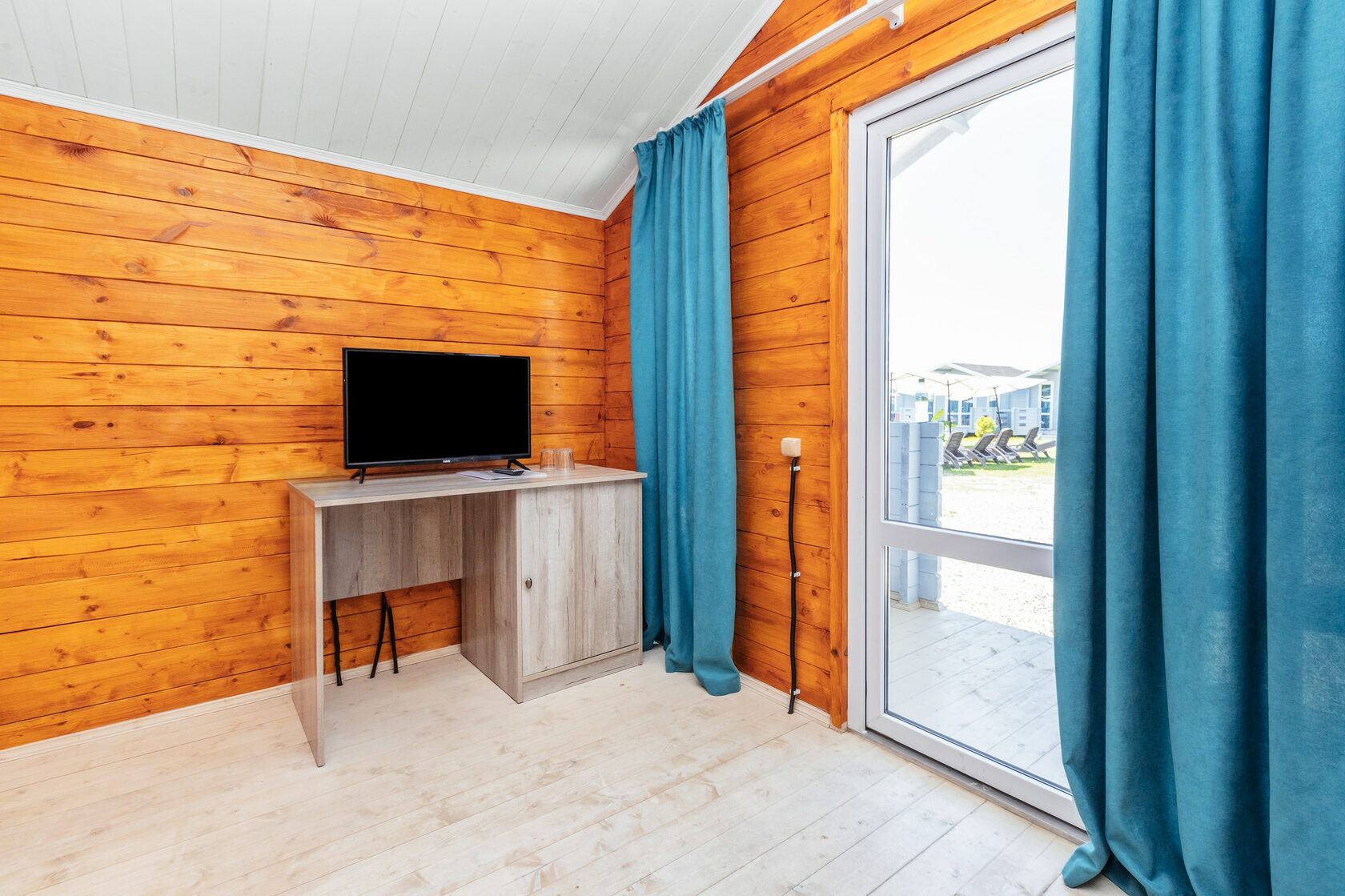 бамбора 2*абхазия. папа дом отель гудаута. отель шихан анапа мансарда. папа дом отель гудаута. Bliss water resort arambol.