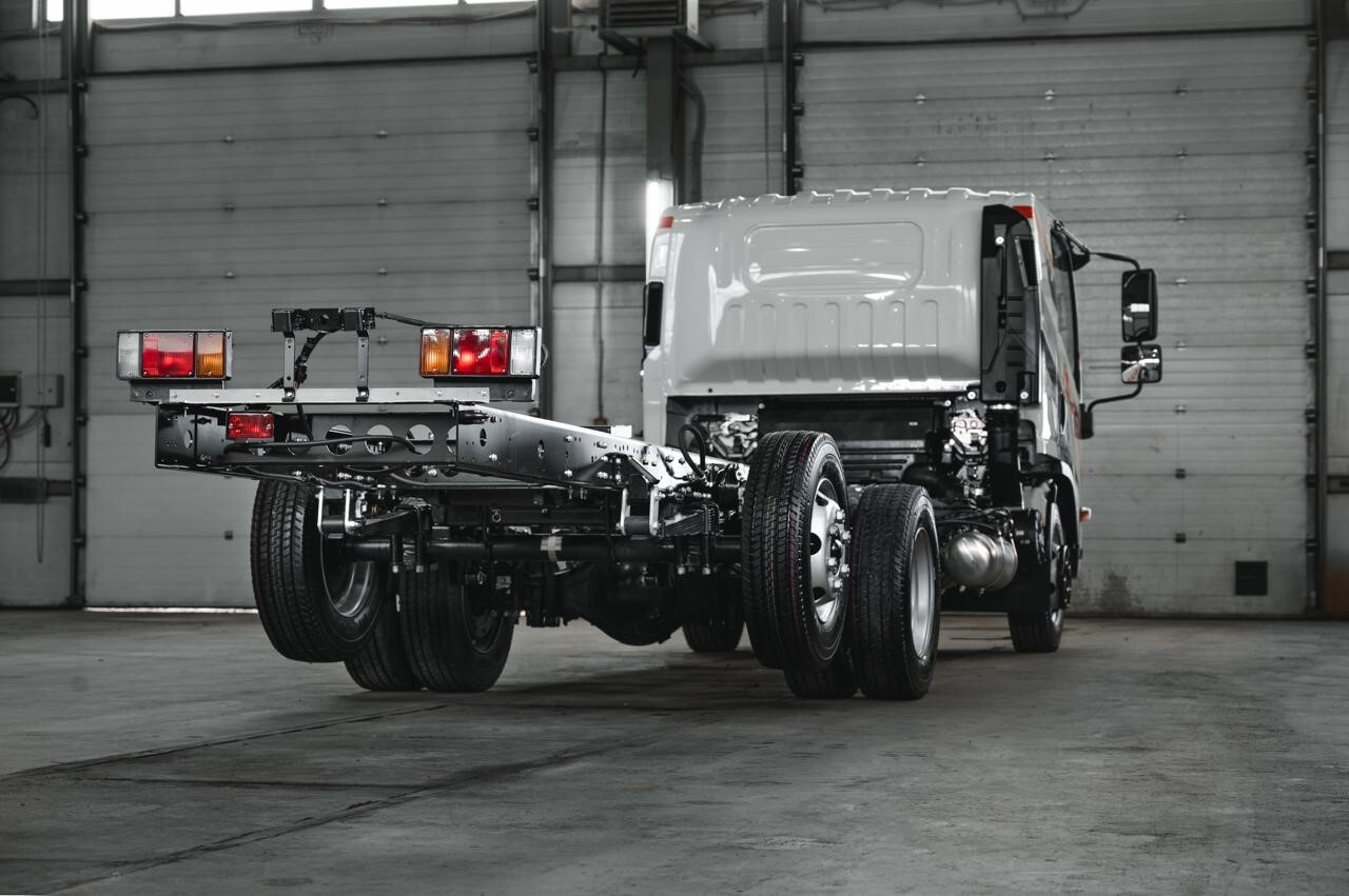 ISUZU NQR12T