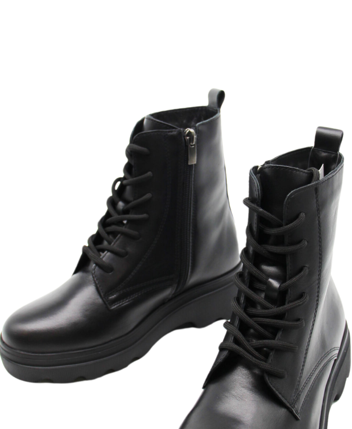 Компания ESCAN. Купить обувь оптом от производителя.