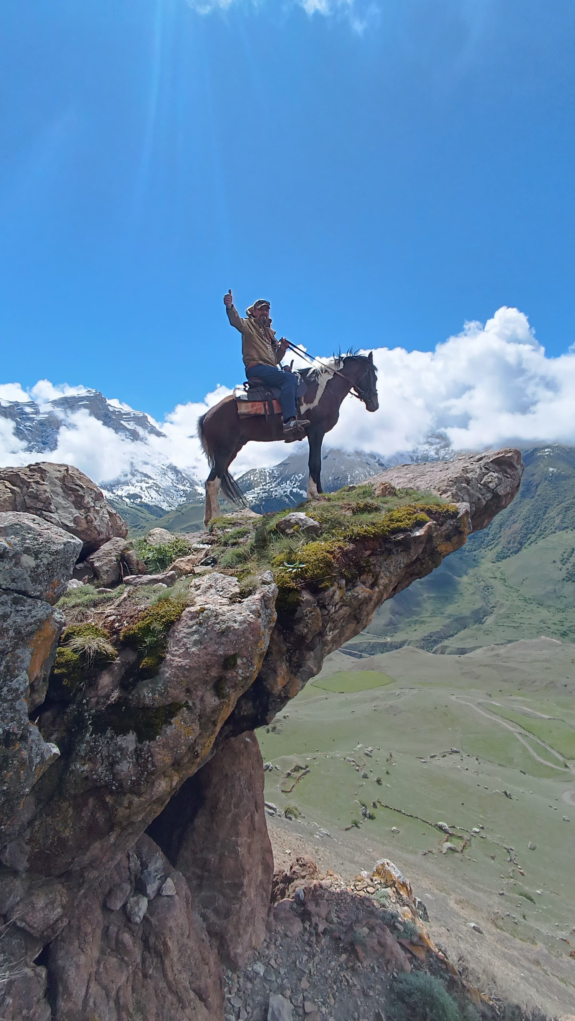 Экскурсия по Верхней Балкарии Язык Тролля