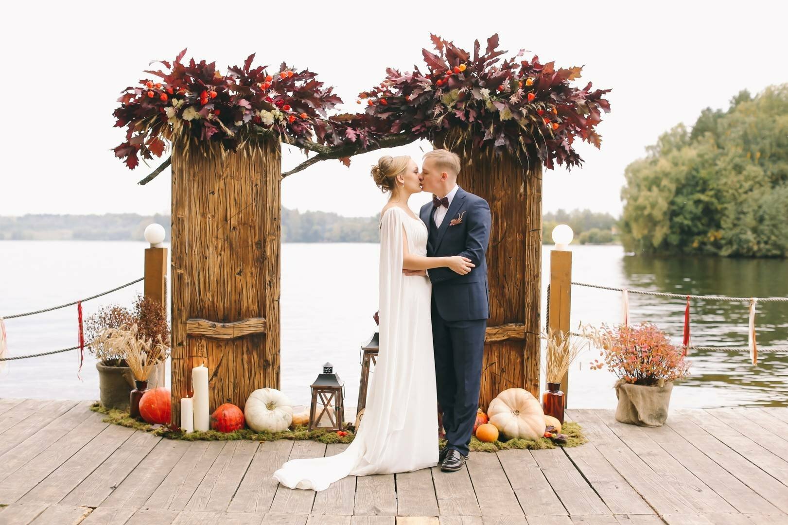 Брачное дерево. Фотозона в стиле рустик на свадьбу. Свадебная арка в стиле рустик. Фотозона на свадьбу в эко стиле. Осенняя фотозона.