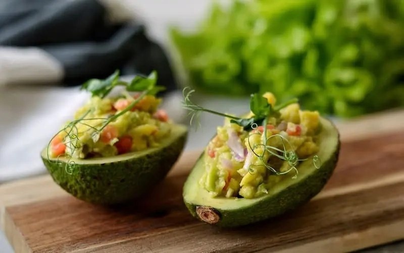 Салат с авокадо