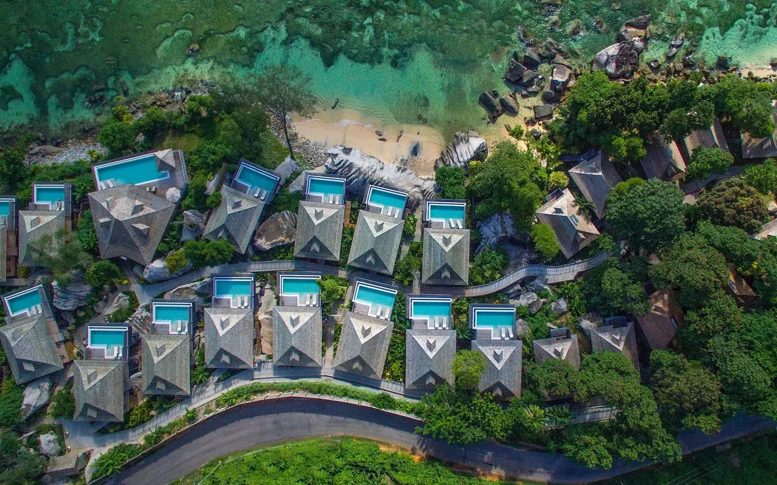 Виллы с бассейнами Hilton Seychelles Northolme с высоты