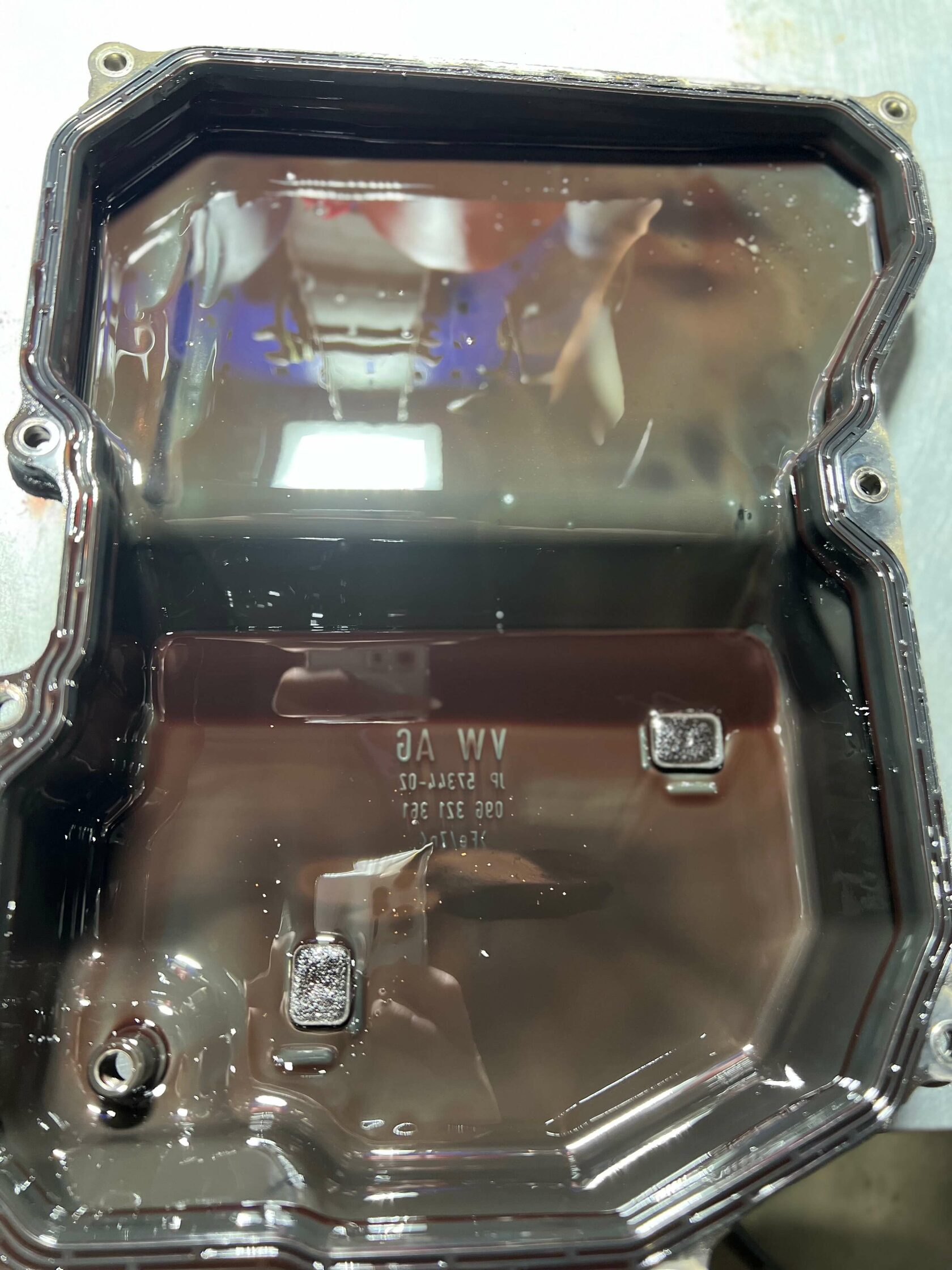 Грязь на магнитах поддона