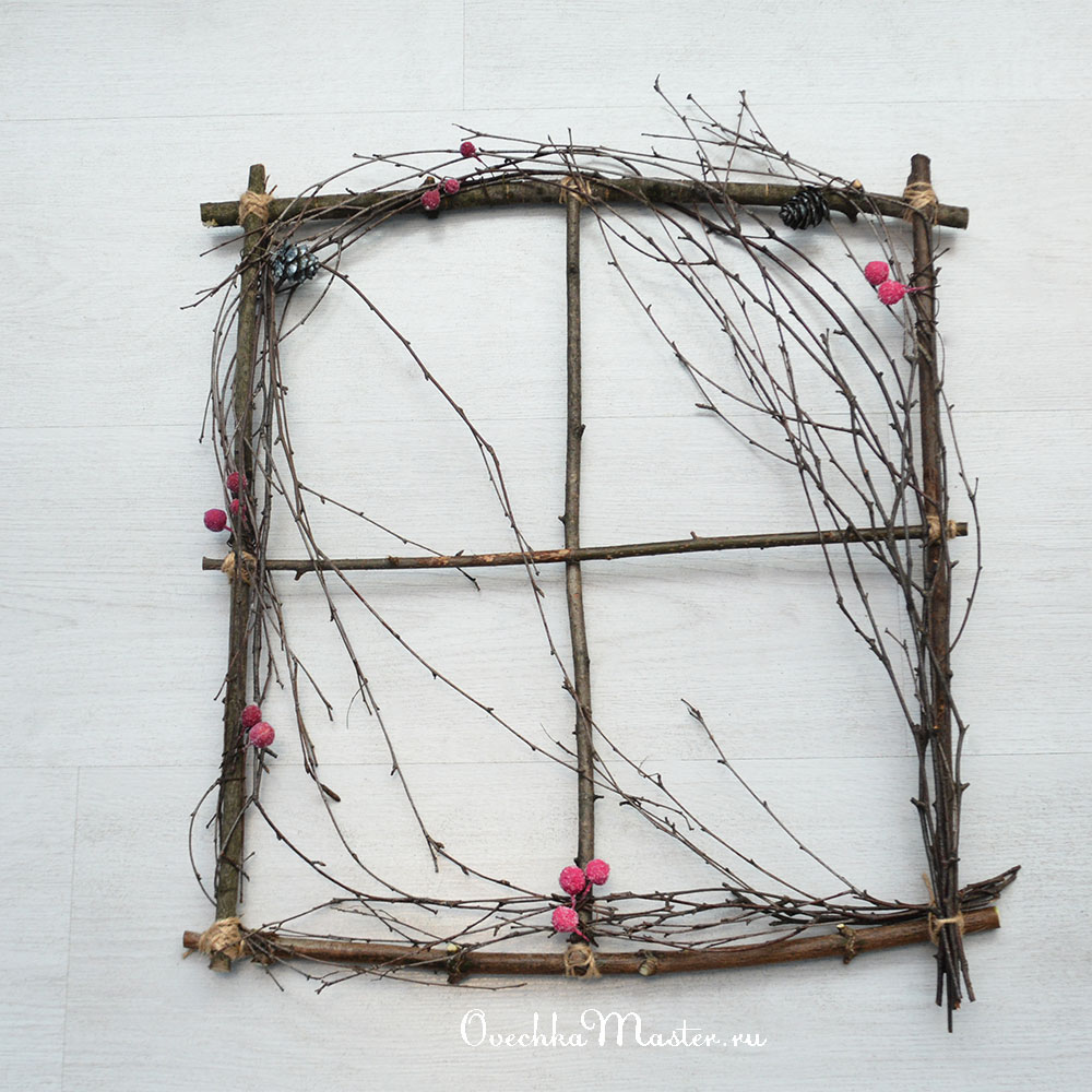 Зимнее декоративное окно № 1 (Вишневое счастье)