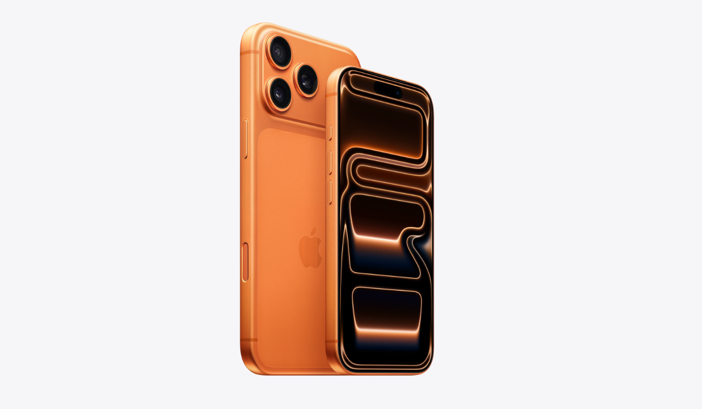 Смартфон Apple iPhone 17 Pro 256 ГБ в титановом корпусе — тройная основная камера крупным планом