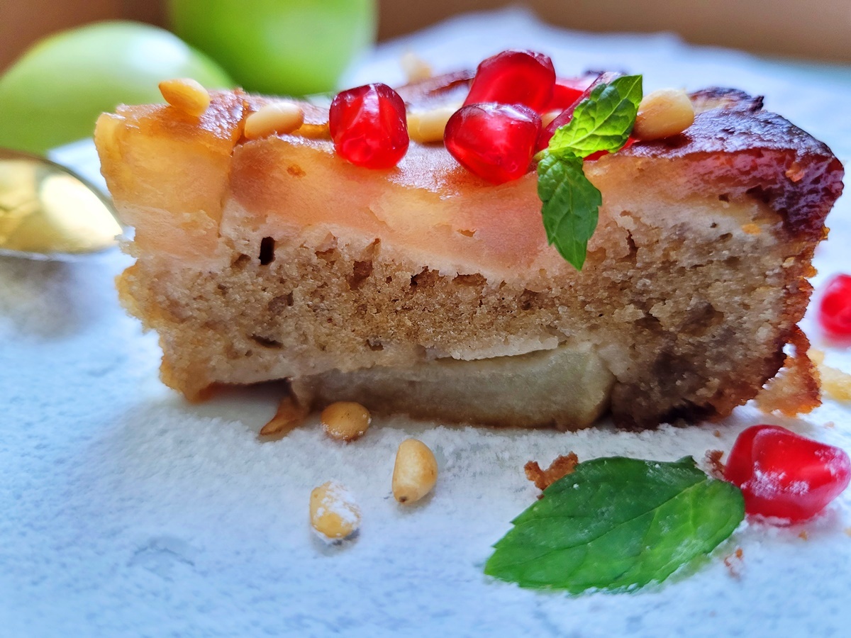 Яблочный пирог с медом в стиле Тарт татен. Рецепт с фото.