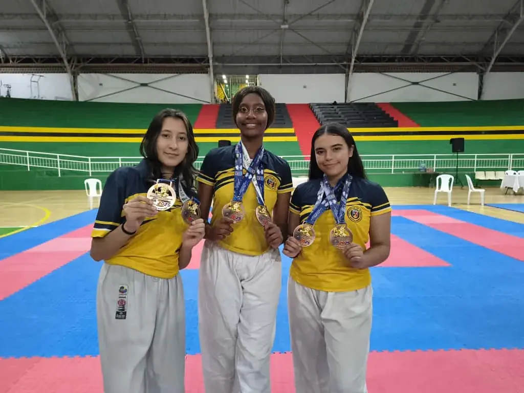 Destacada participación de la selección de Karate Do en Juegos Nacionales Universitarios ASCUNDAF - Santander 2025