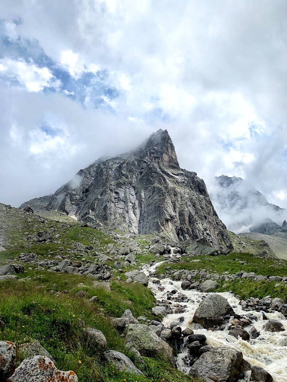 Фото альплагеря безенги