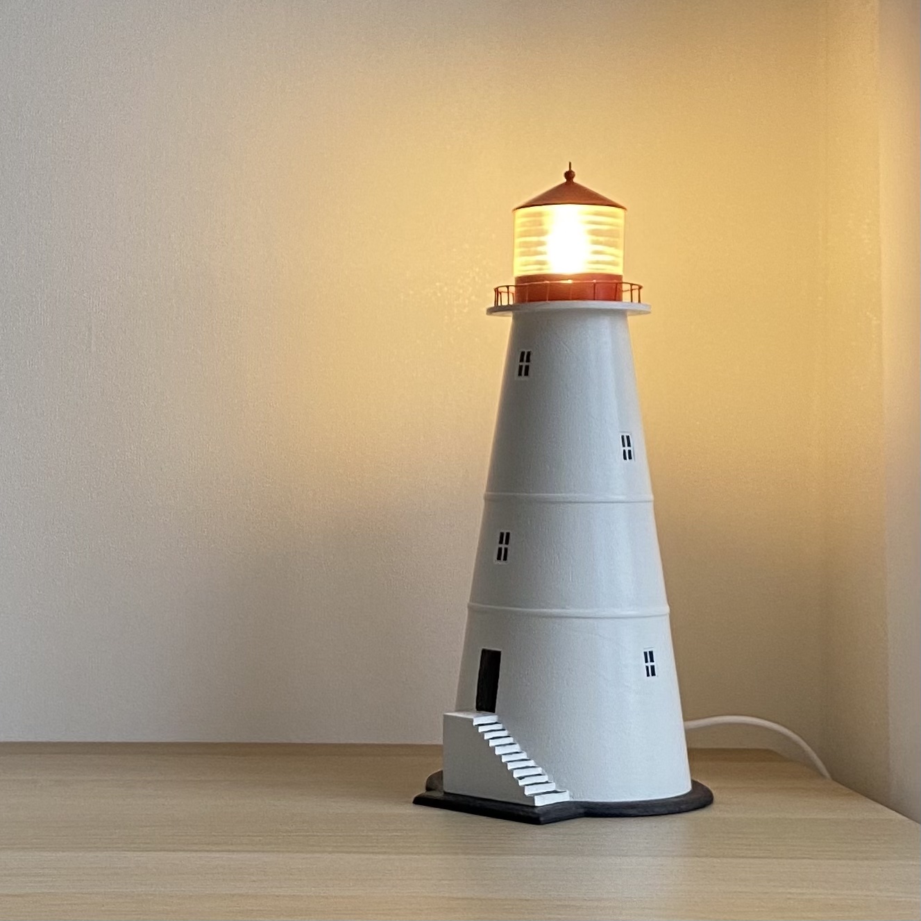 деревянный белый маяк светильник 