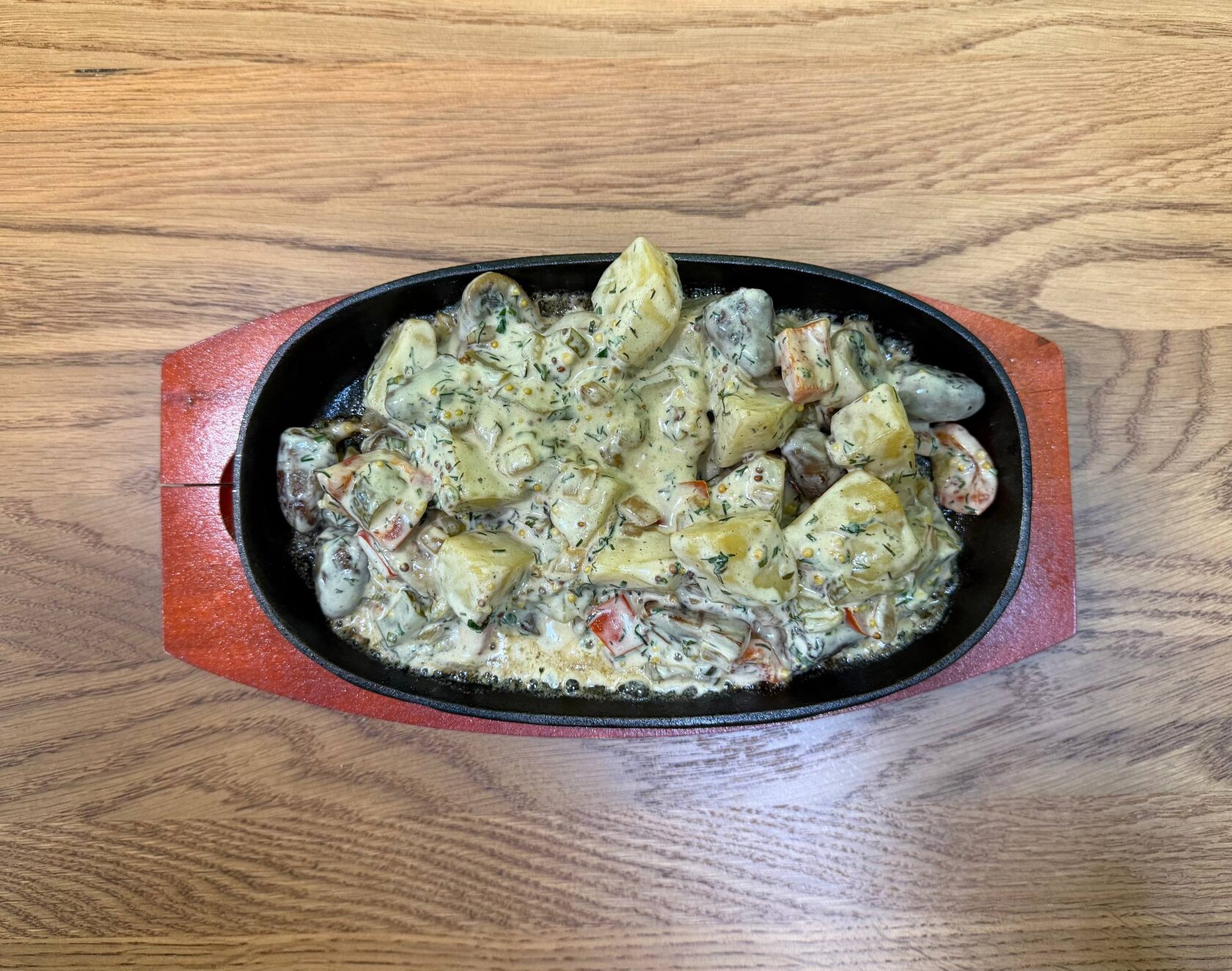 Куриные сердечки с овощами и картофелем