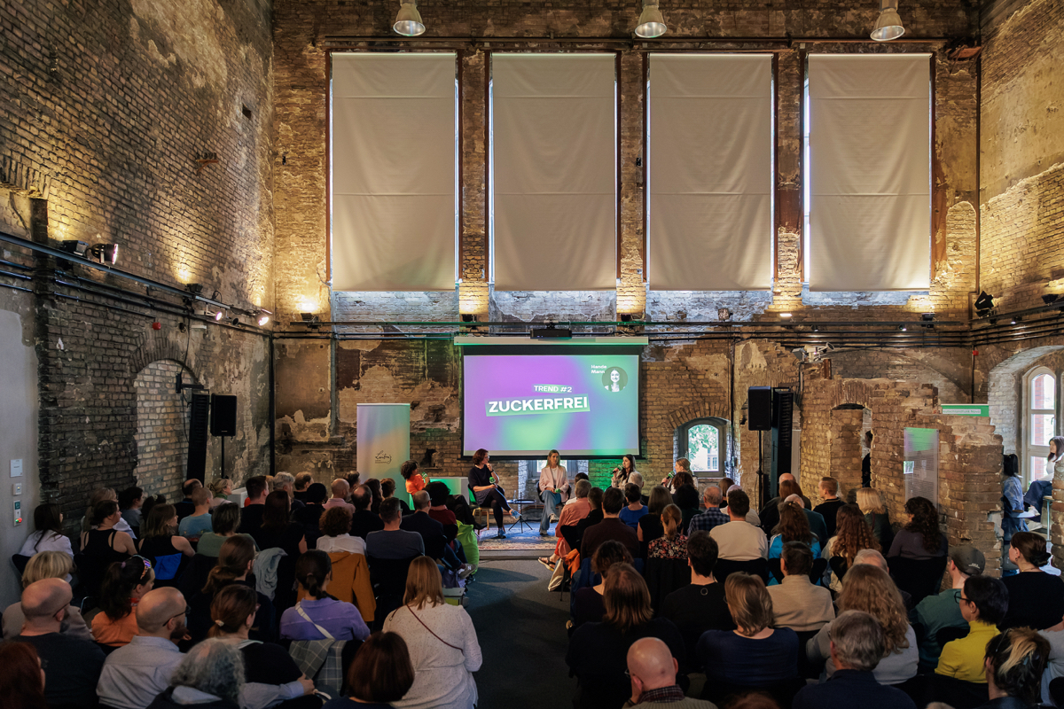 Hörsaalruine Charité Berlin Eventfotografie Live Podcast Wissen unplugged