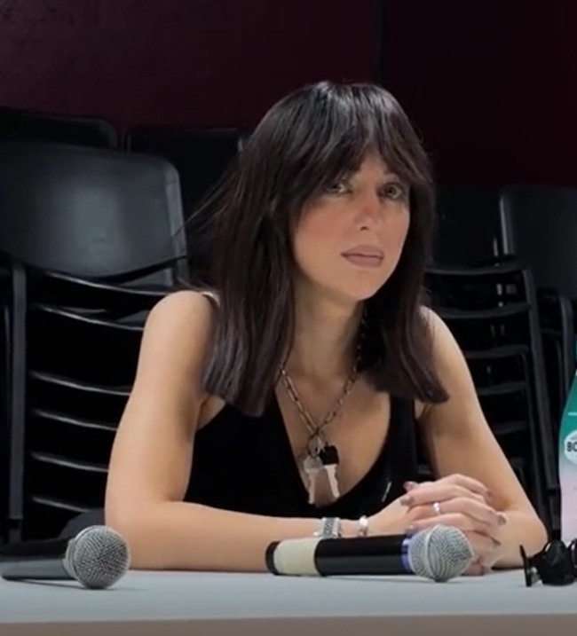 Мари Краймбрери кастинг танцоров для стадионного шоу