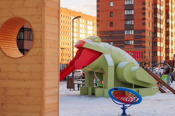 строительство детской площадки