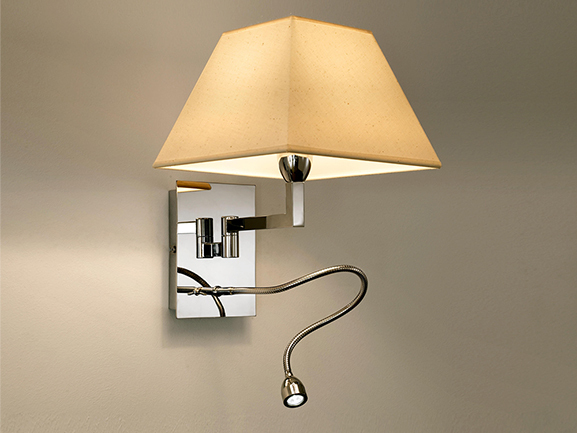 Бра с регулируемым кронштейном