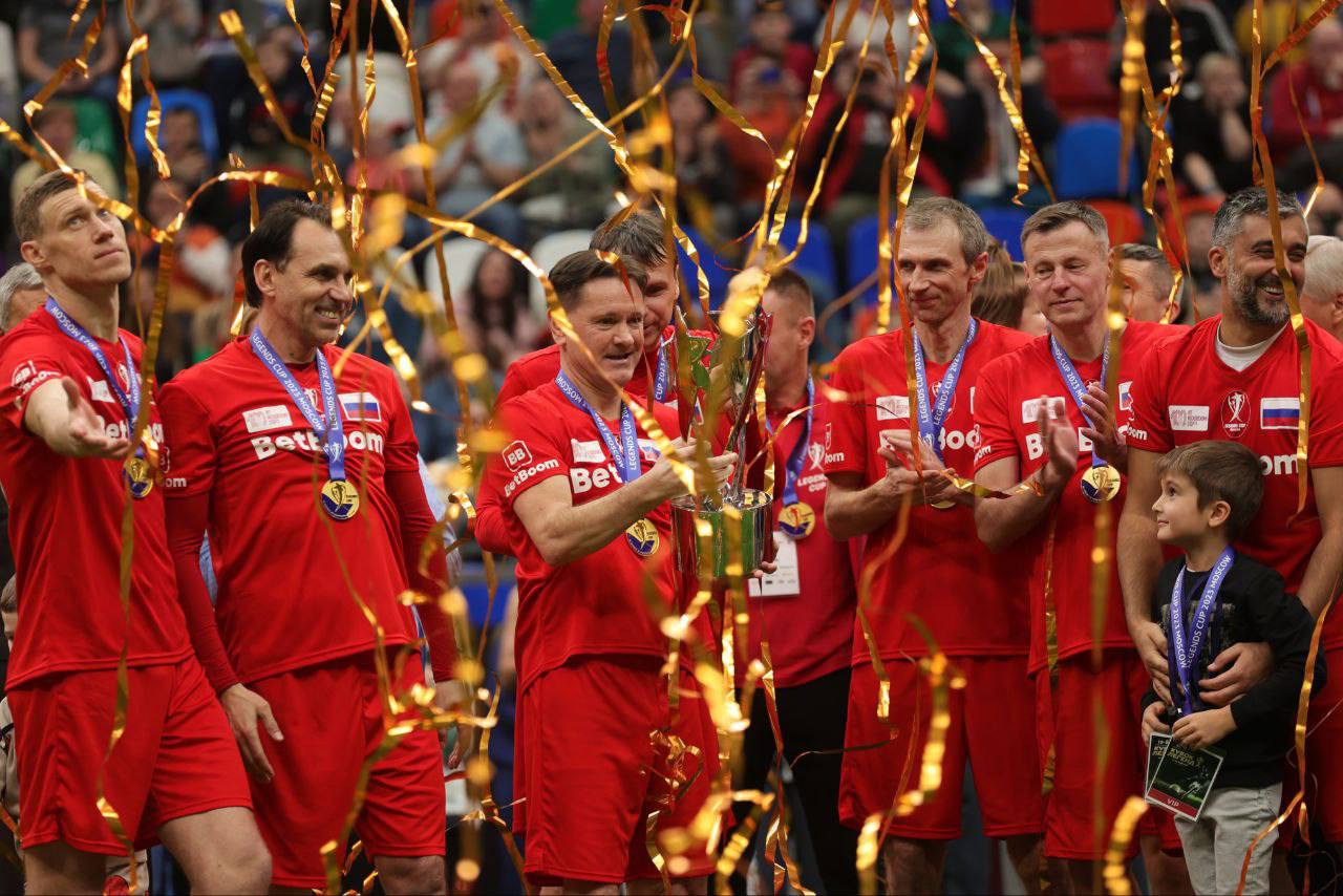 Легенды России победили на «Кубке Легенд» в 14-й раз