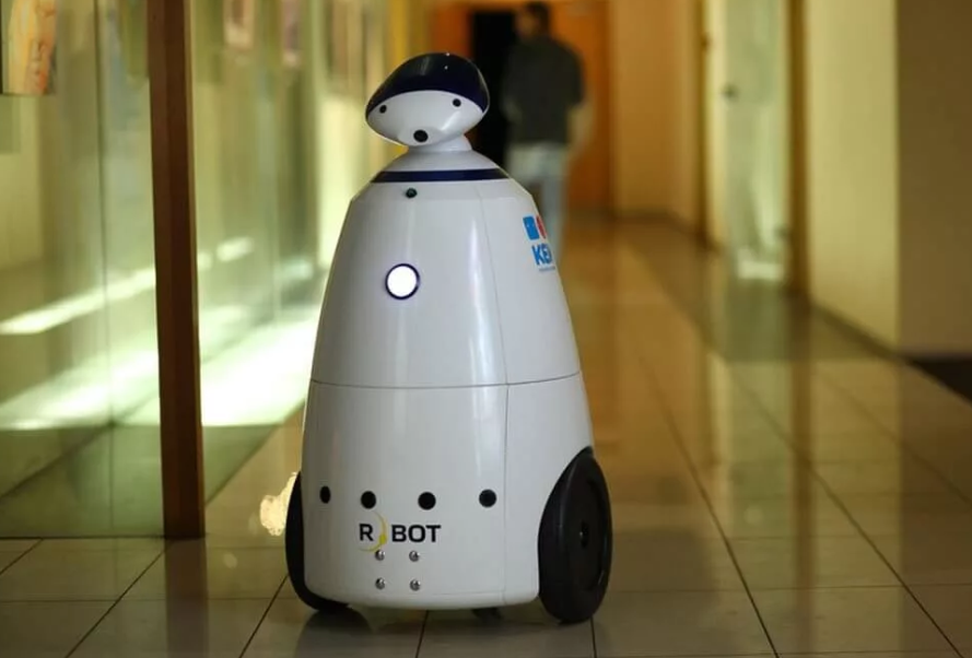 Robx5bot. R.bot 100 Plus. Робот r bot 100. Робот промоутер r.bot 100. Автономные роботы.