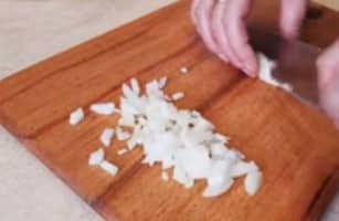 Приготовление паштета из куриной печени со сливками и сливочным маслом: шаг 3