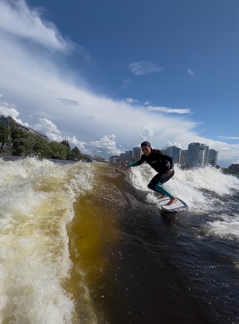 Wake-surf