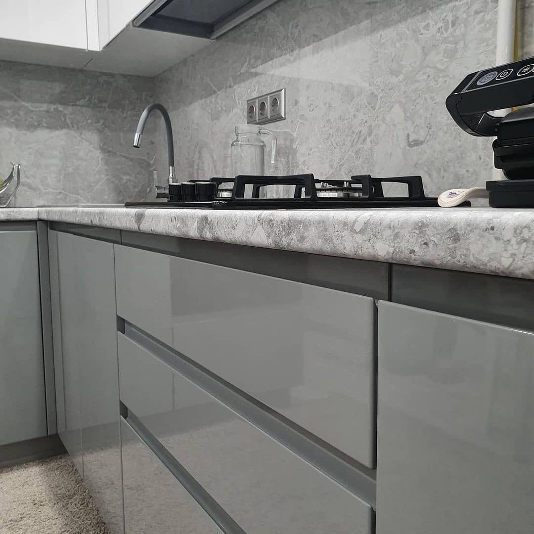 Кухня с фасадами МДФ эмаль и фурнитурой Hettich, ракурс 4