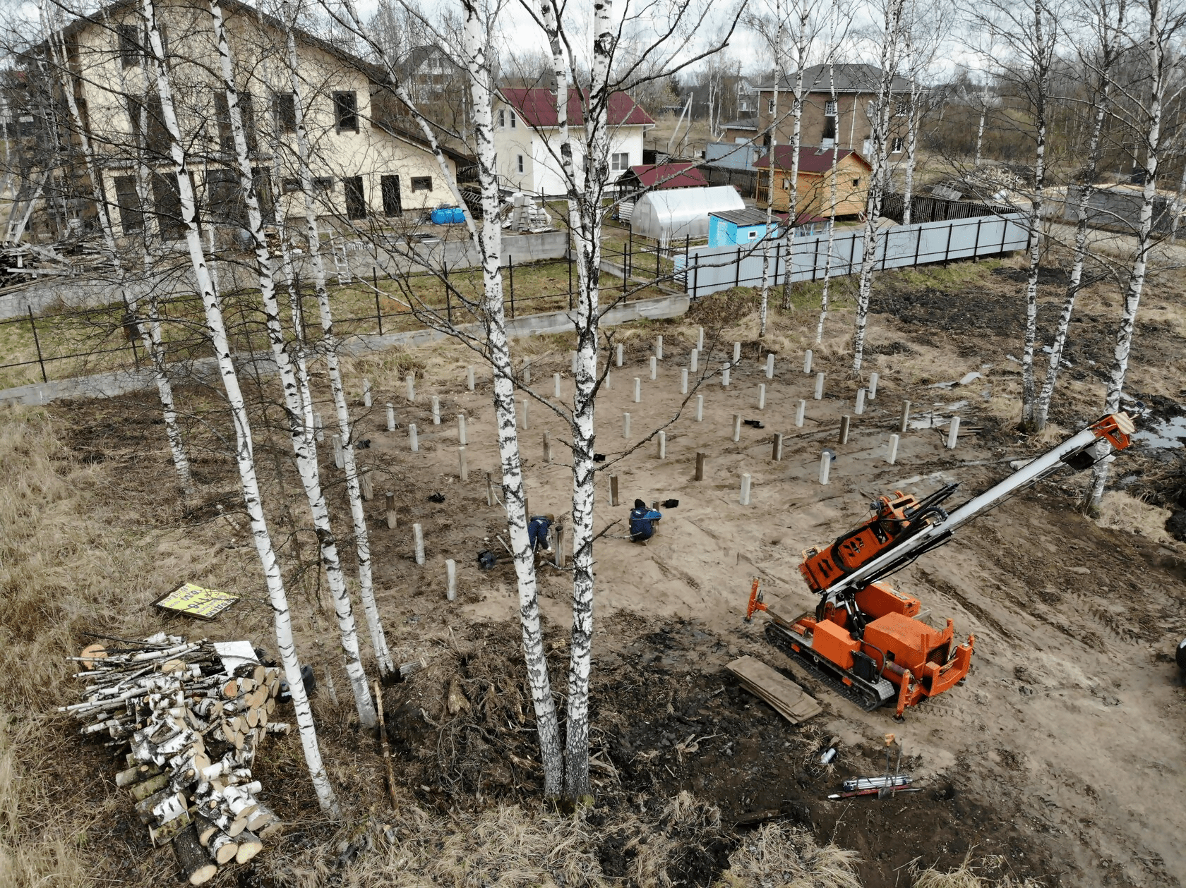 Фундамента на жб сваях в СПб