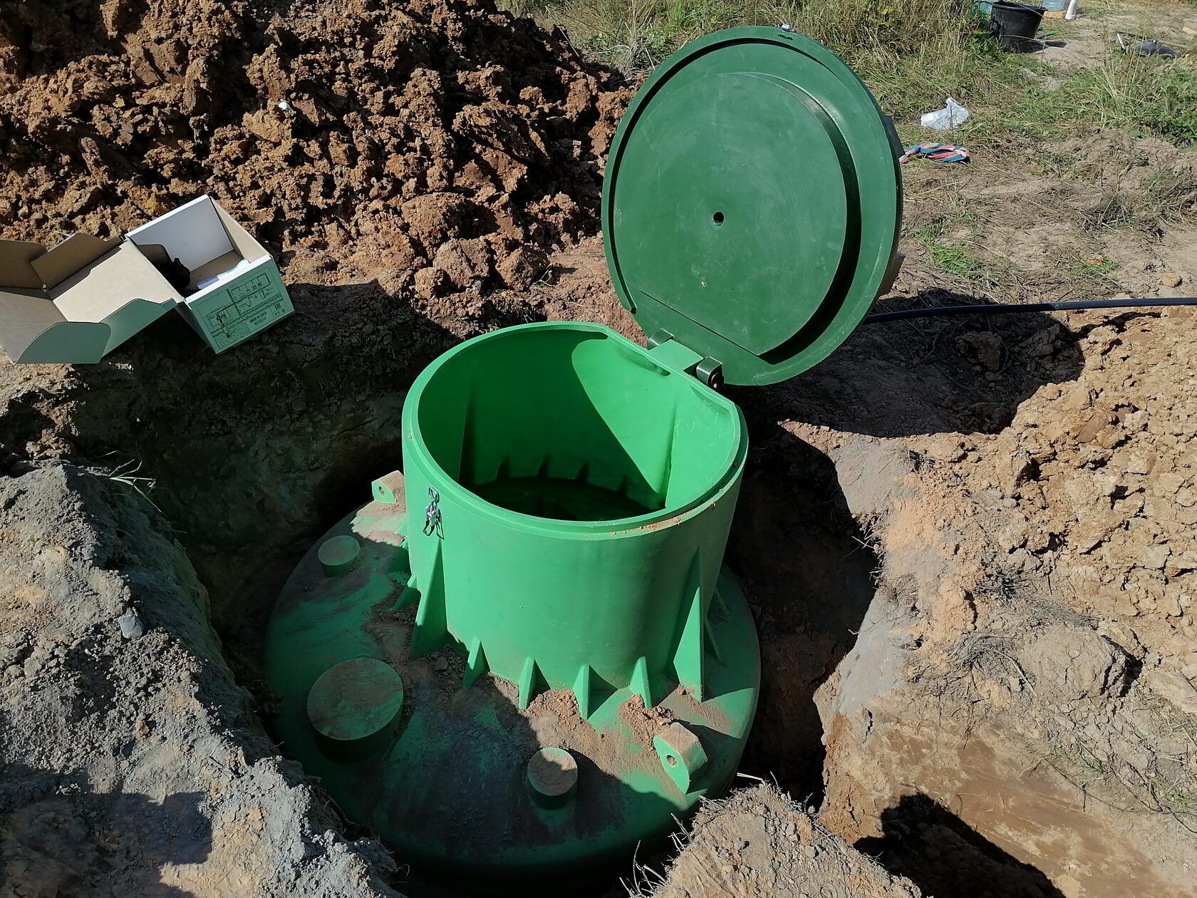 Навешивания радиатора, установка запорной арматуры, подводка трубопровода, подключение к системе отопления