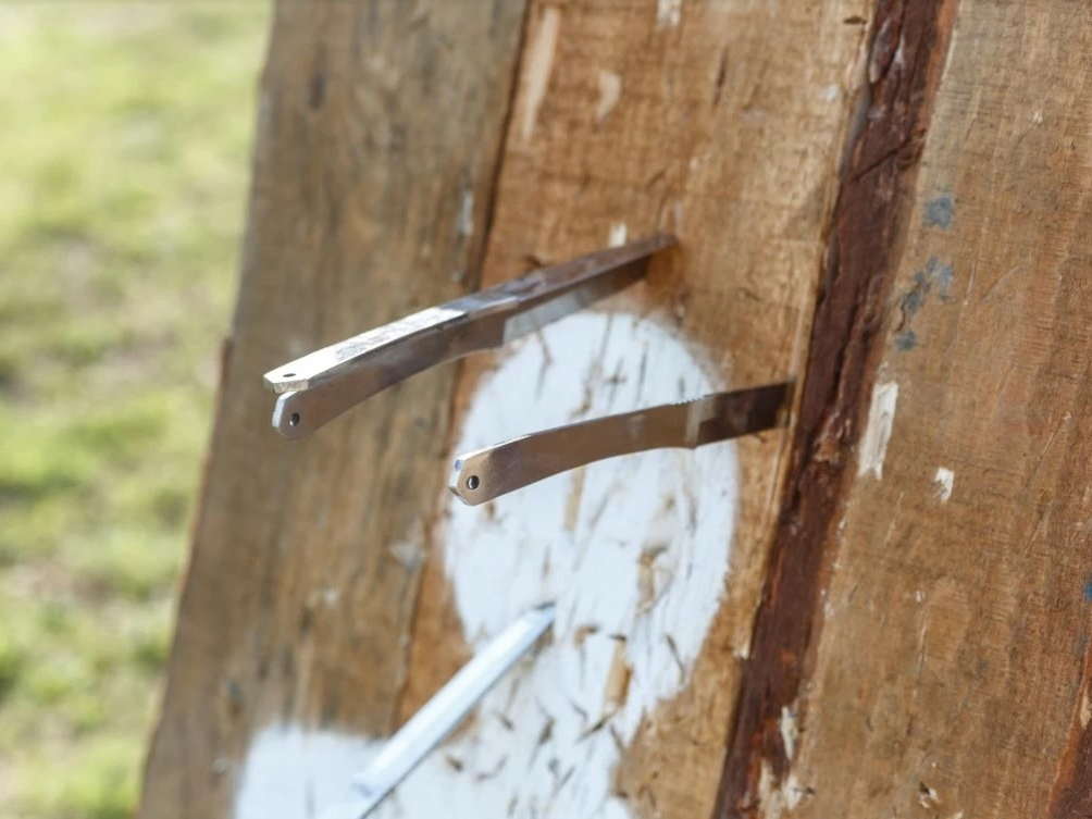 фото нанесения макияжа на лицо девушки 