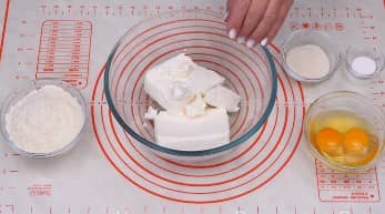 Приготовление ленивых вареников из творога по классическому рецепту: шаг 1