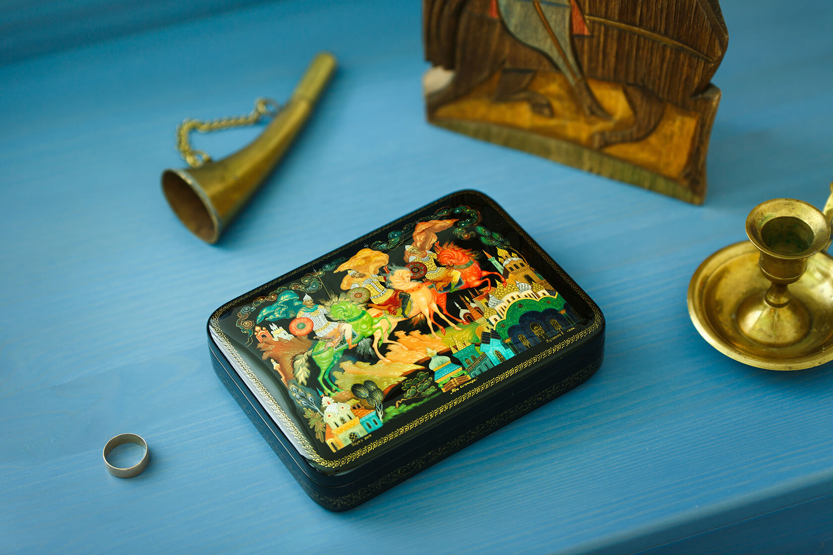 Шкатулка Богатыри - Сделано в Палехе