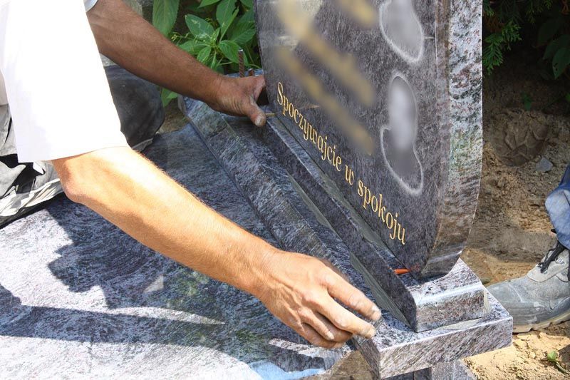 установка памятника в минске