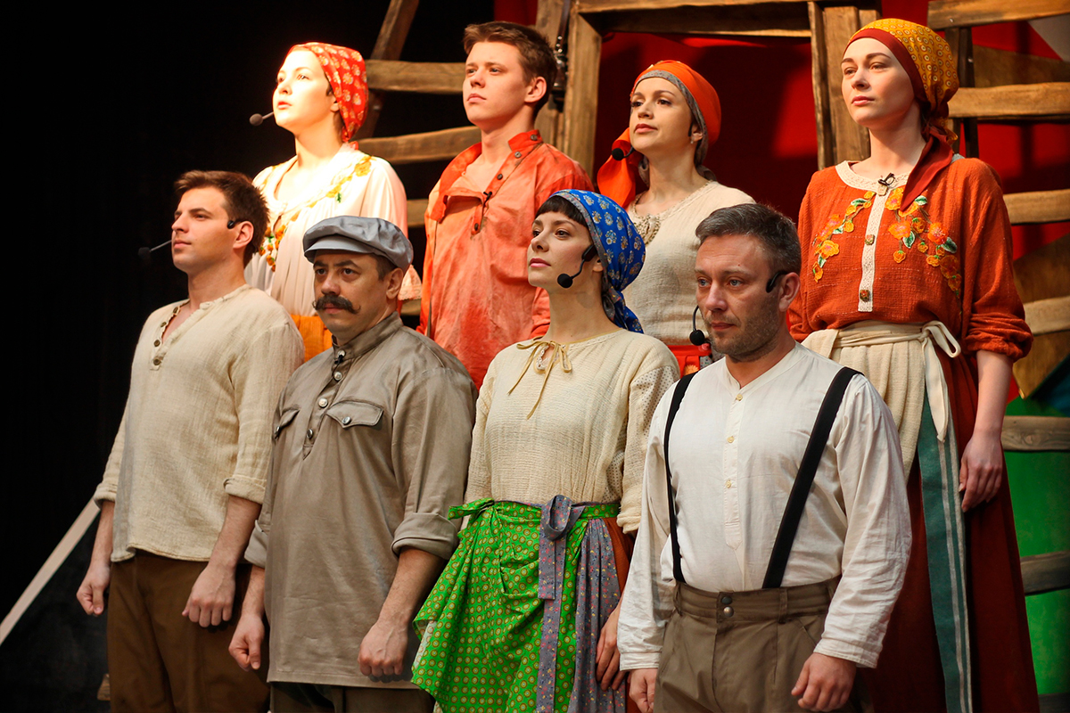 детские спектакли в спб. дк выборгский поляна сказок зал. театр молодой человек ижевск. мальчиш-кибальчиш спектакль спб. спектакль мальчиш.