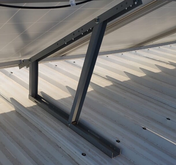 Угловой Кронштейн Егерь 1 для монтажа солнечных батарей